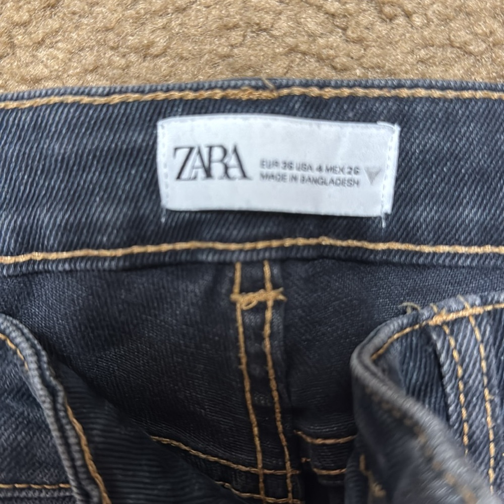 Zara women skinny jeans. Size 4 - Picture 3 of 4